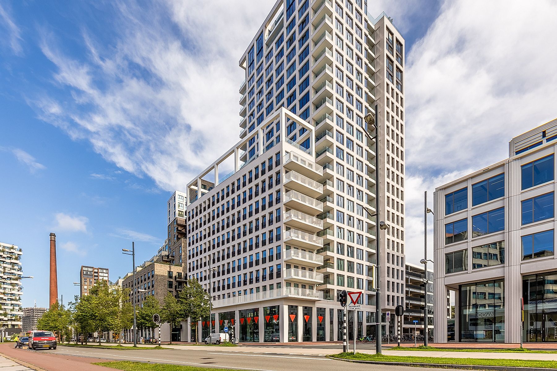 3-soba stantanje z 108 m²