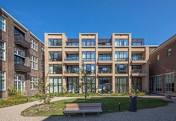 free-sector-houses for rent on Verspronckweg 150 D39