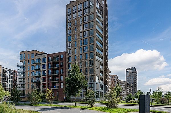 free-sector-houses for rent on Jan Wolkerslaan 333