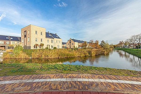 Woning Irislaan 11, Badhoevedorp