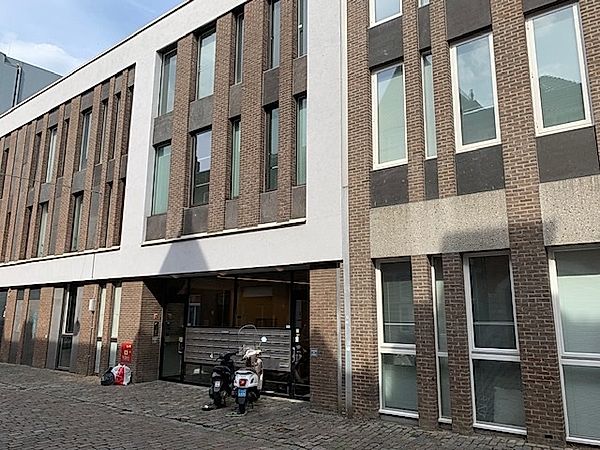 studios te huur op Batterijstraat 63 -C 12