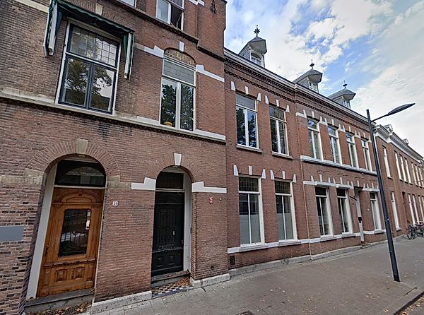studios for rent on Jan Heinsstraat 26