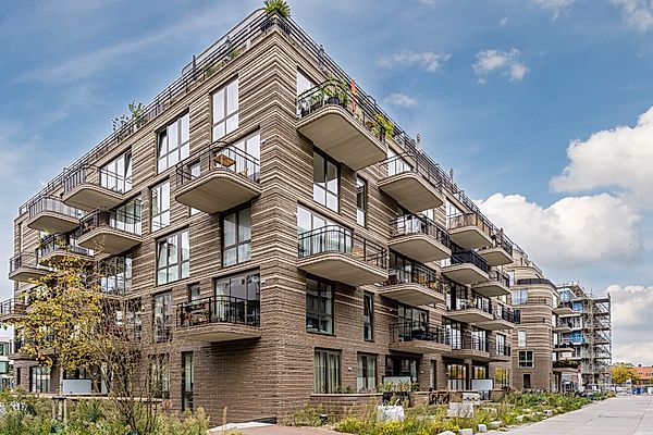 appartementen te huur op Spadinalaan 339